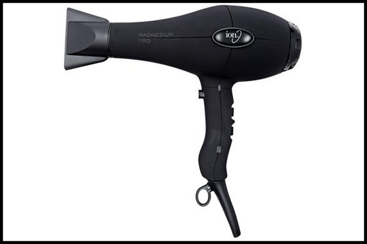 Hair dryer to remove car stickers