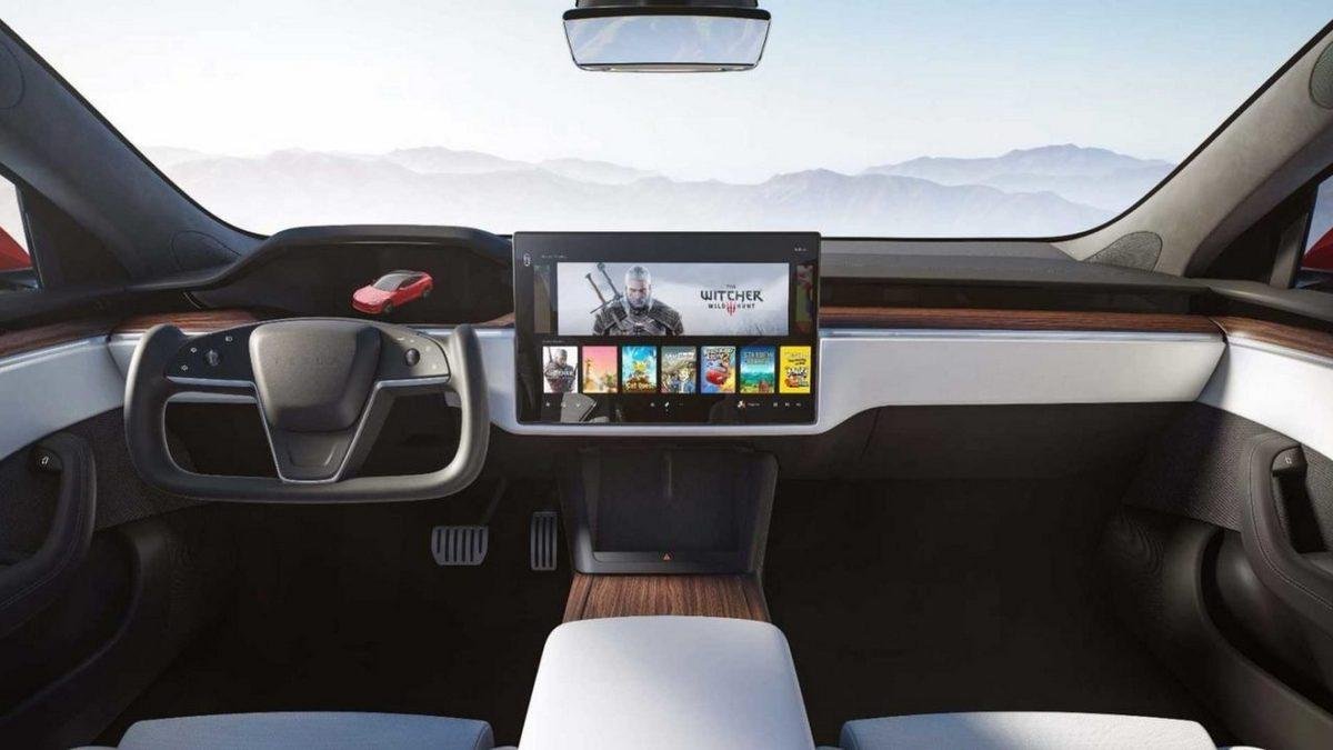 Tesla-model-S-interior-view