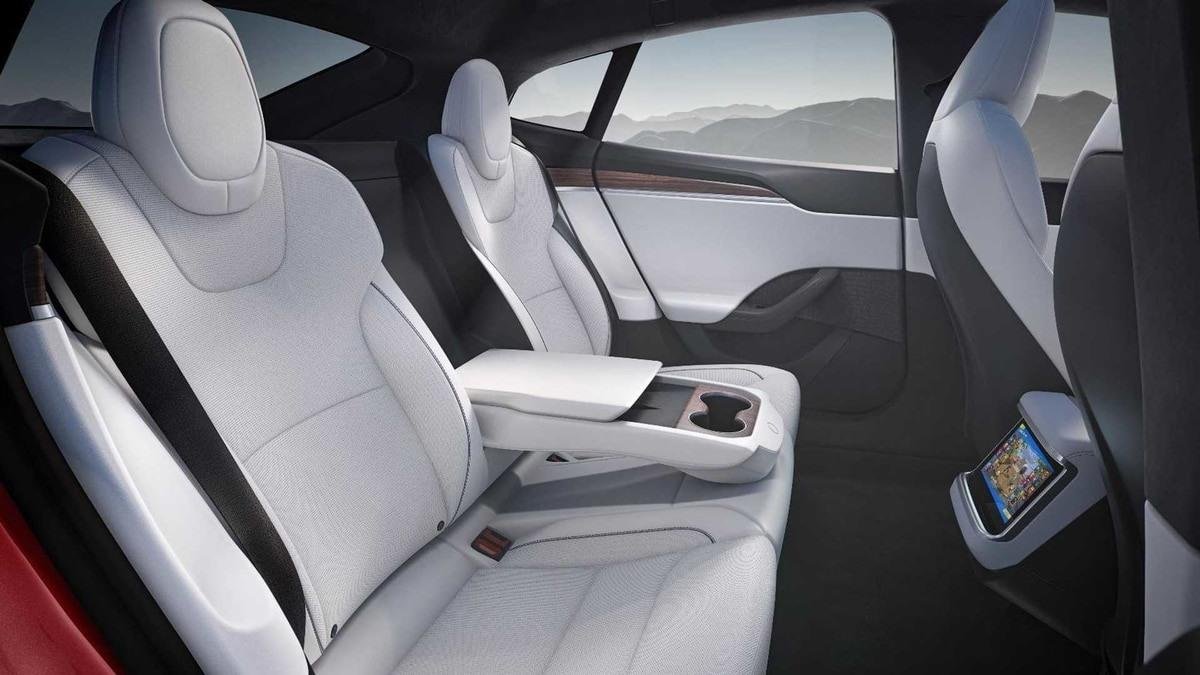 Rear-seat-shot-of-Tesla-Model-S