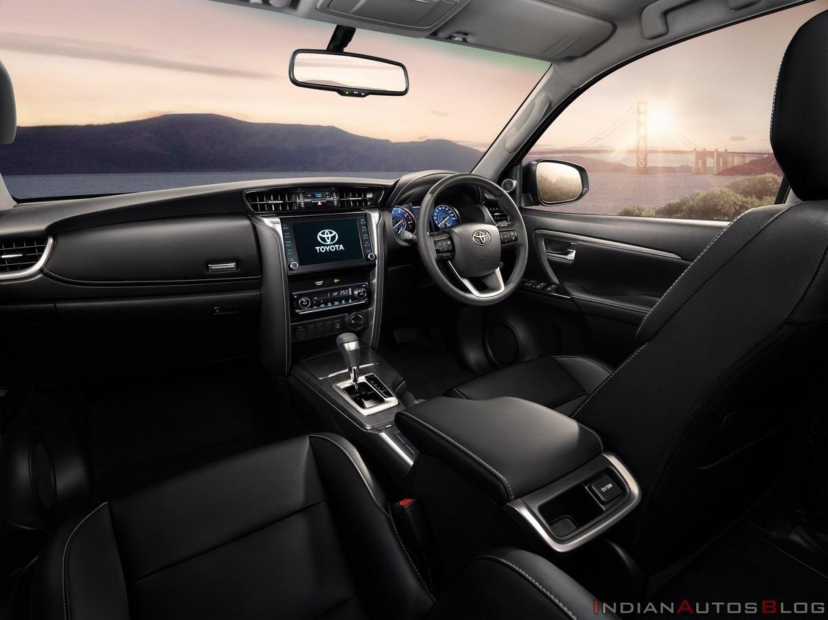 2021-toyota-fortuner-facelift-interior-dashboard