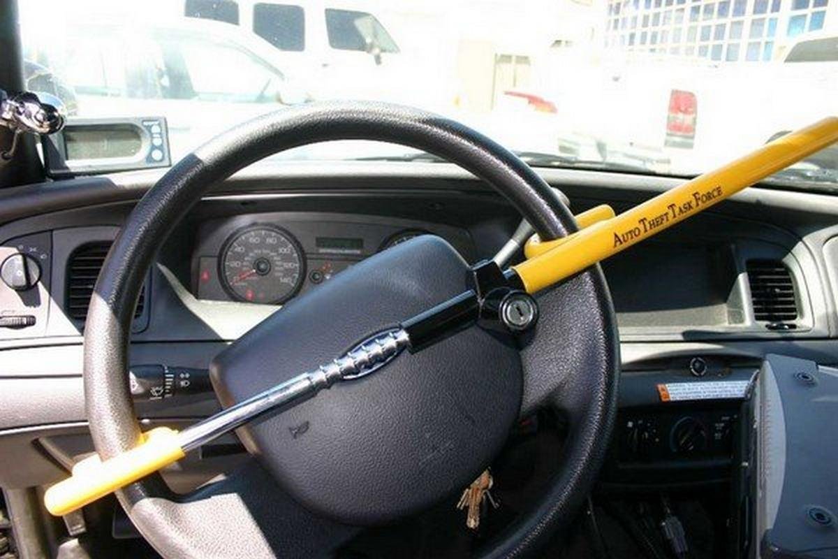 steering wheel lock 