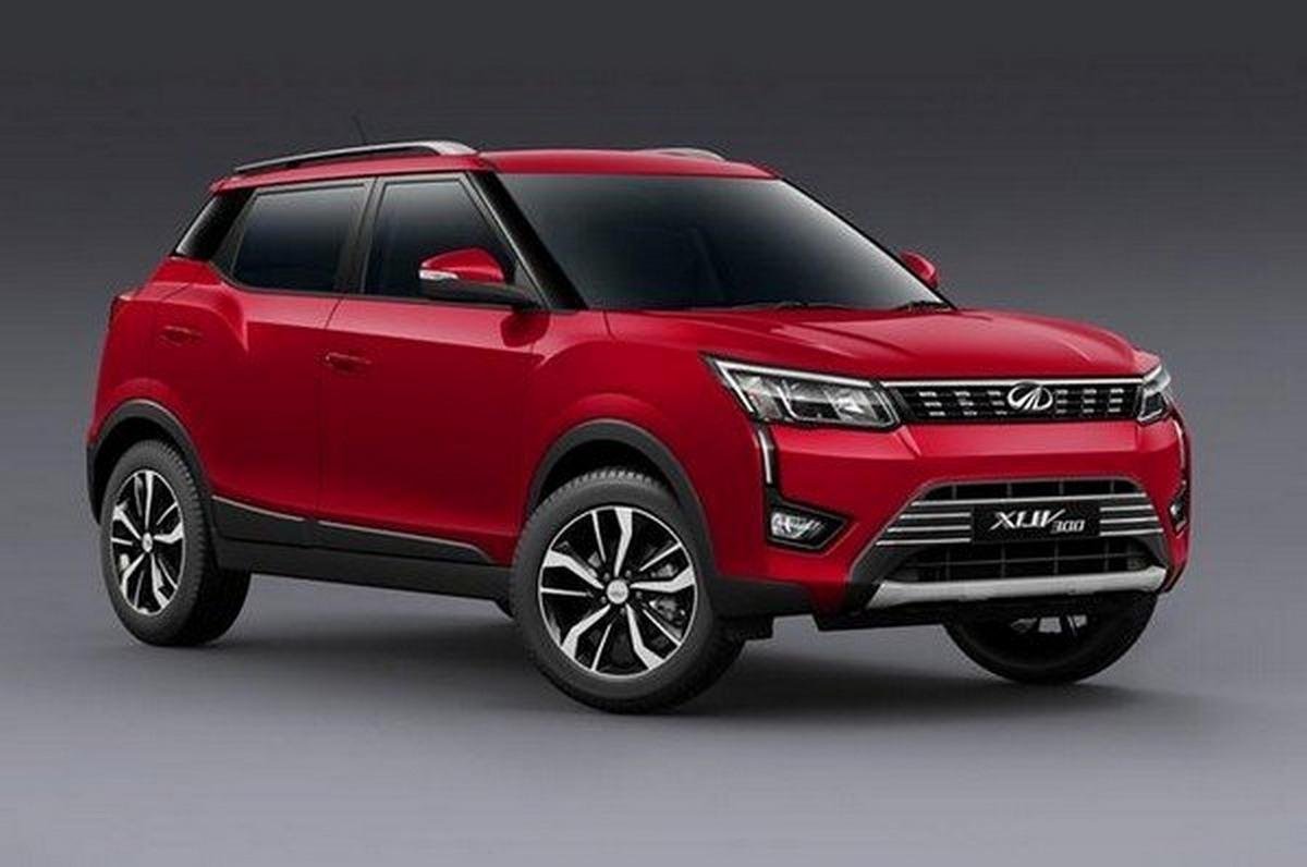 Mahindra XUV300 2019 front view red color