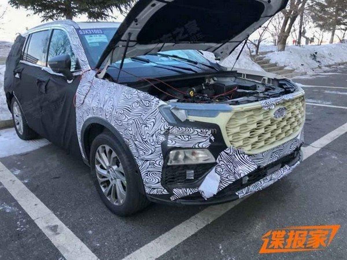 2021 ford endeavour spied