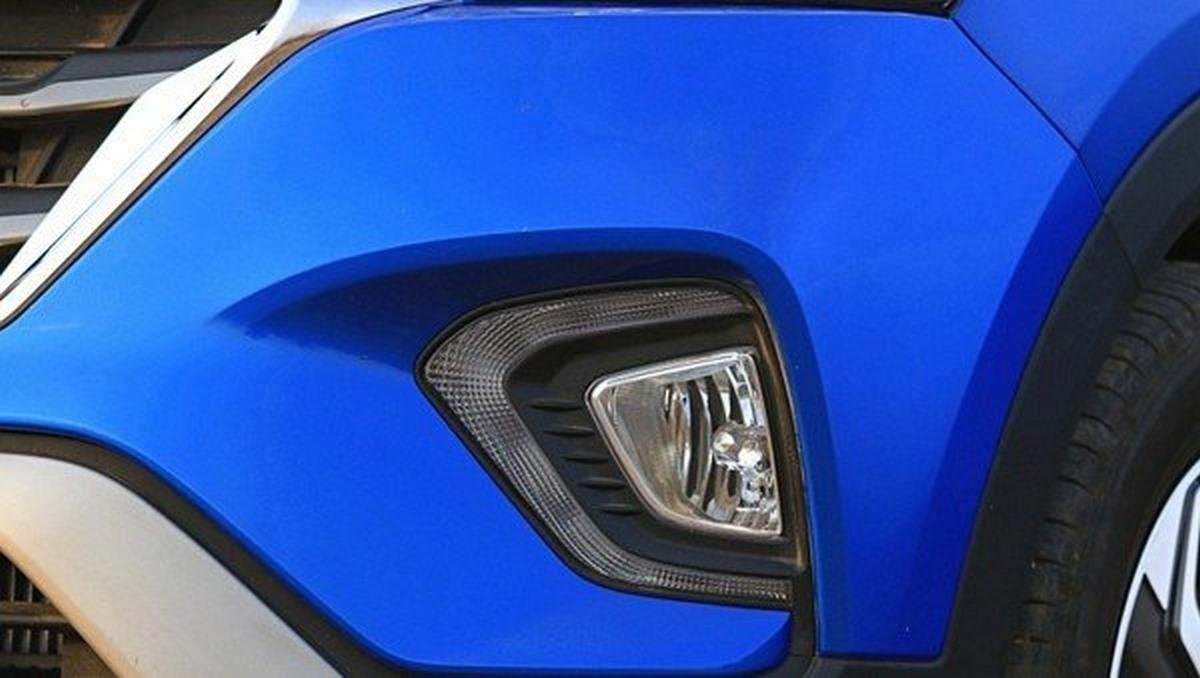 2018 Hyundai Creta E+ variant blue colour exterior part