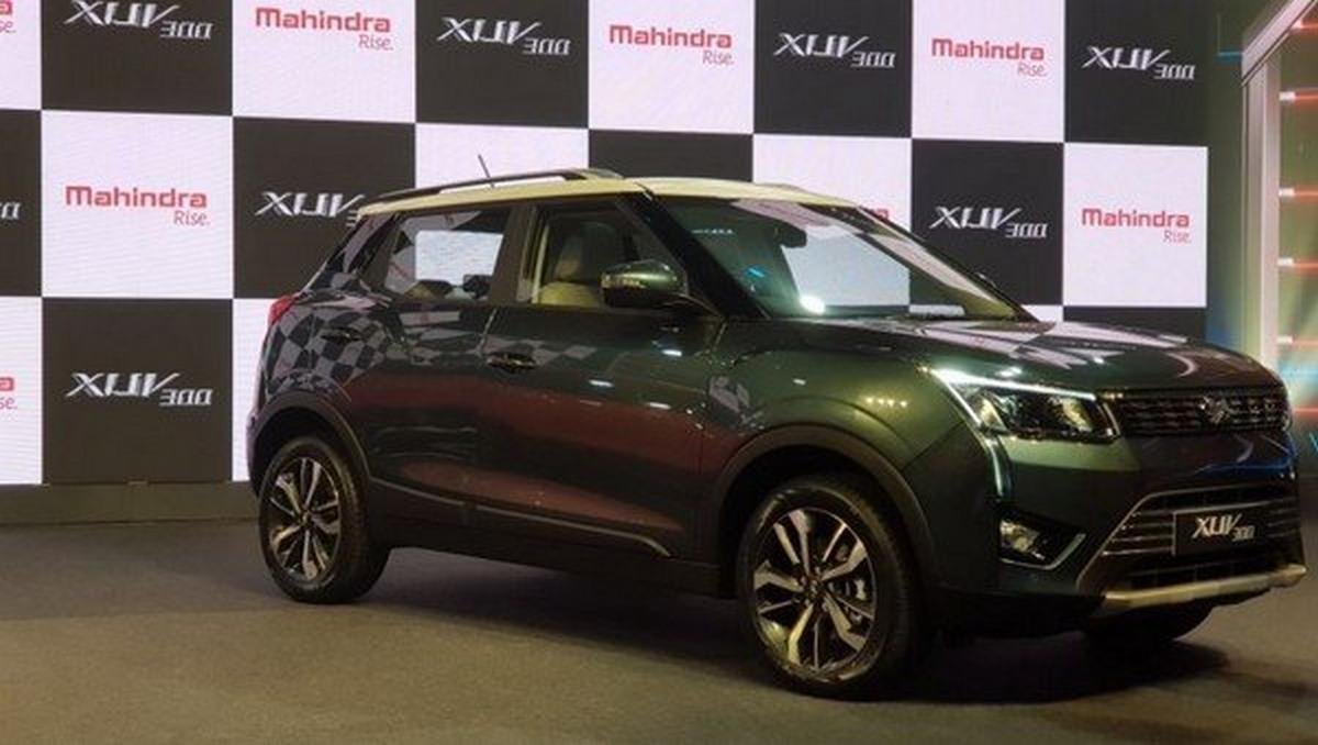 Mahindra XUV300 side look at show room