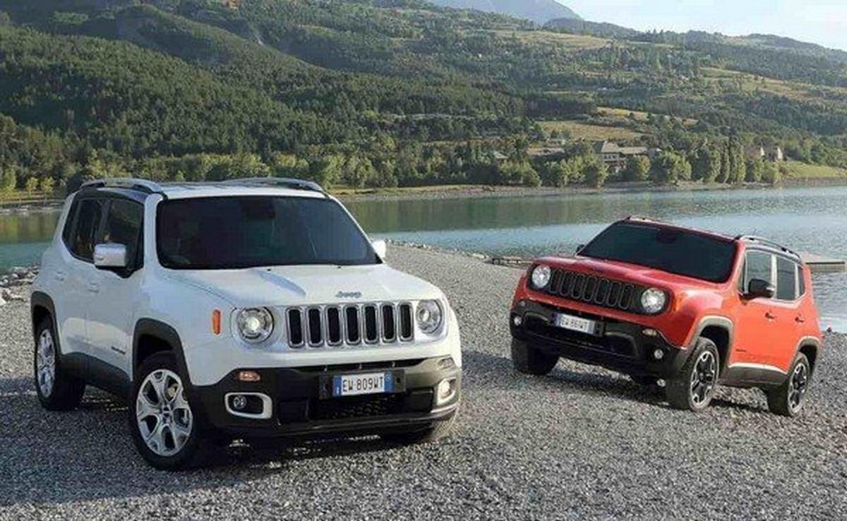 2019 Jeep Renegade two cars
