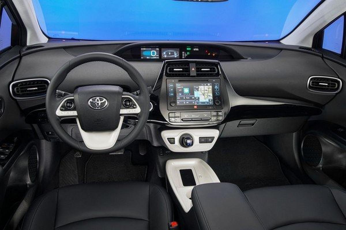 2019 Toyota Prius interior