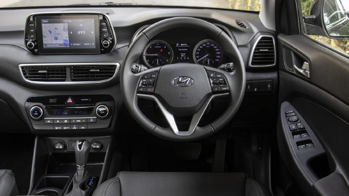 Hyundai Tucson 2020 steering wheel