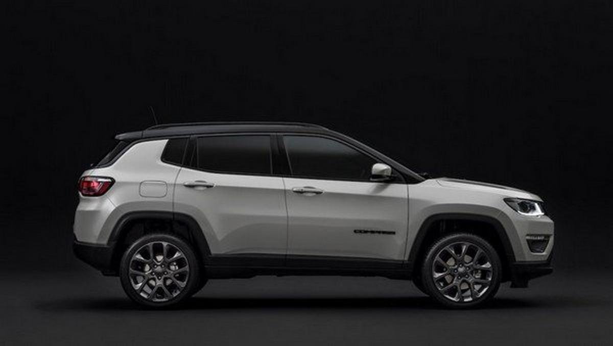 Jeep Compass S side look