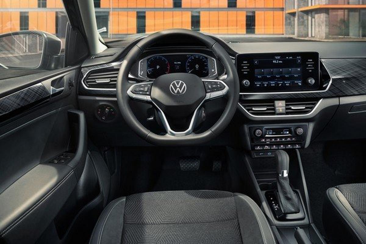 Russia-spec 2020 VW Vento interior dashboard