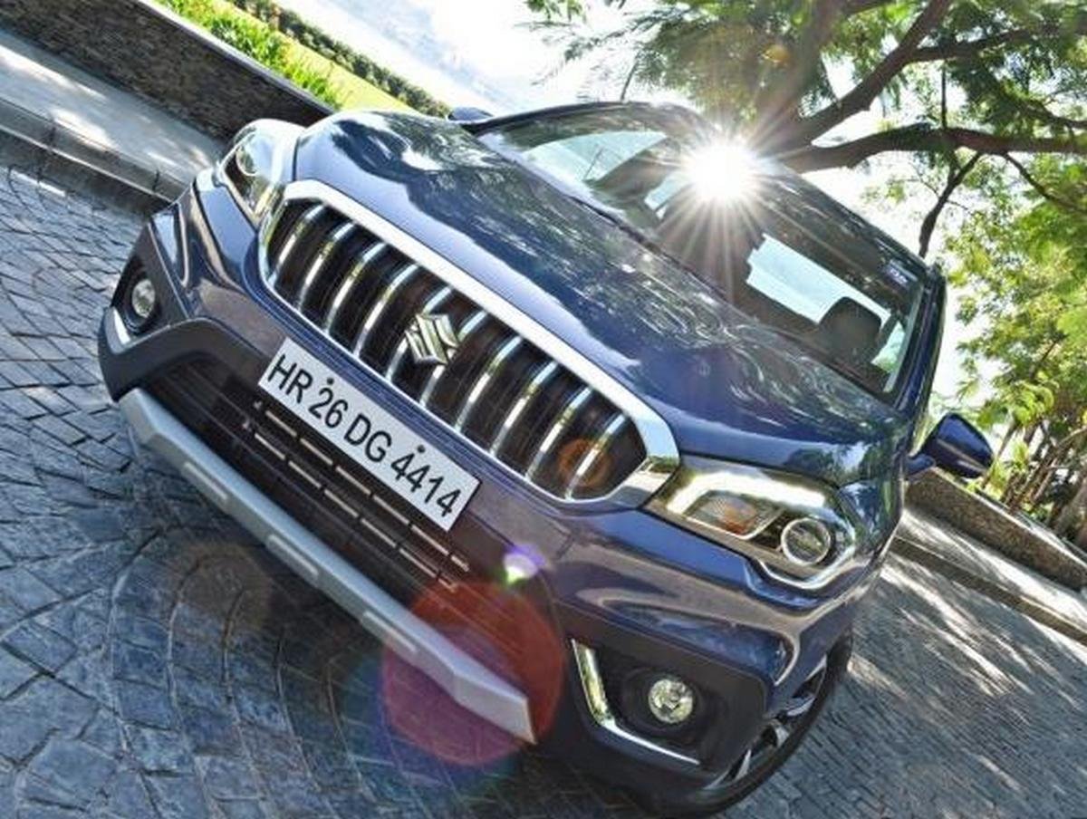 maruti s-cross blue front grille