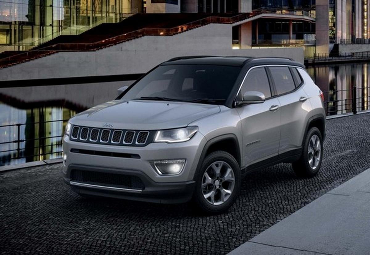 jeep compass silver front angle
