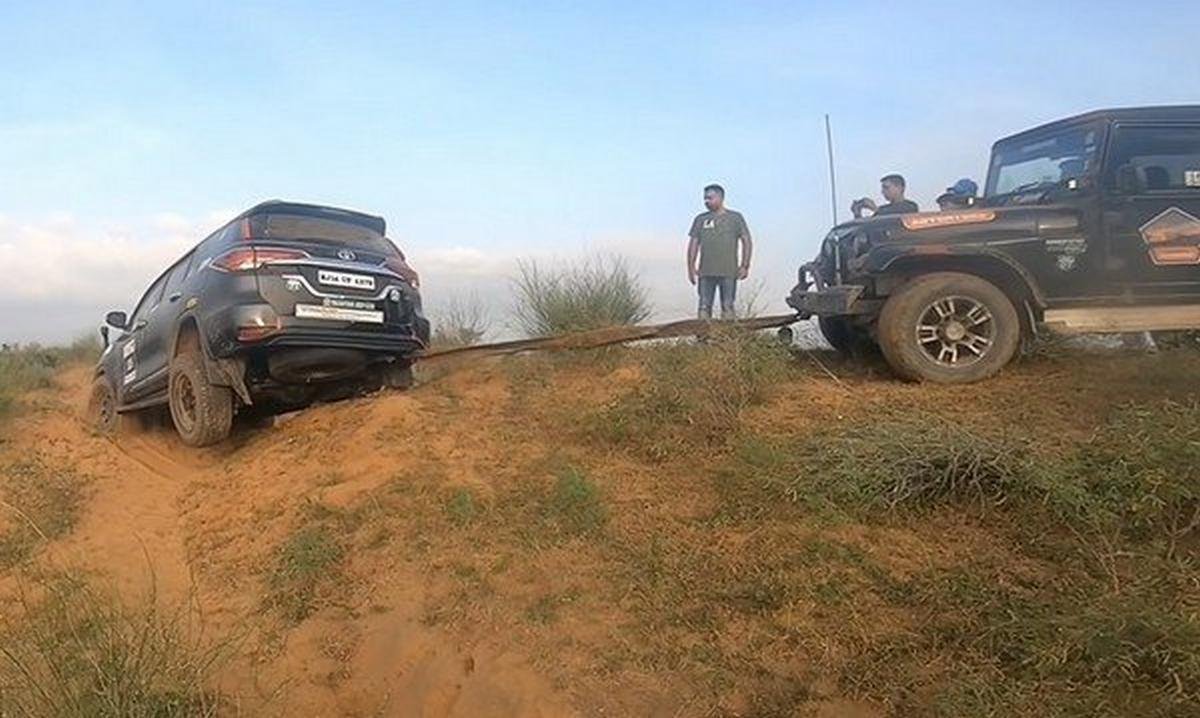 new-gen toyota fortuner rescued by thar