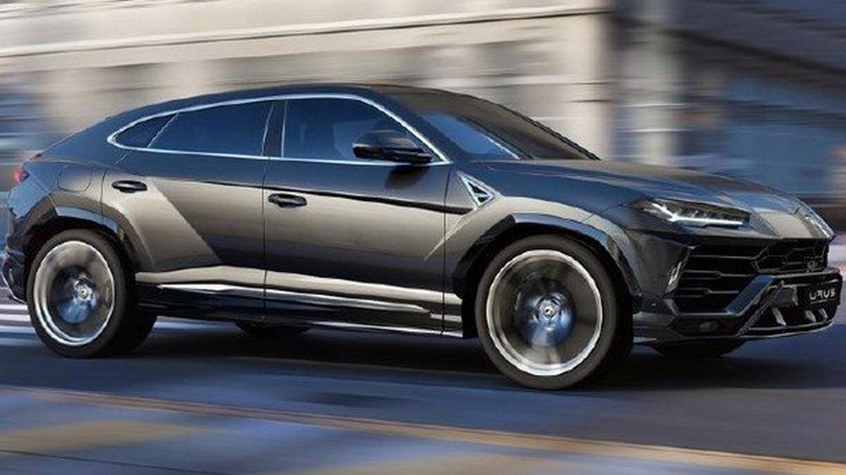 Lamborghini Urus, Black, Right Angular Look