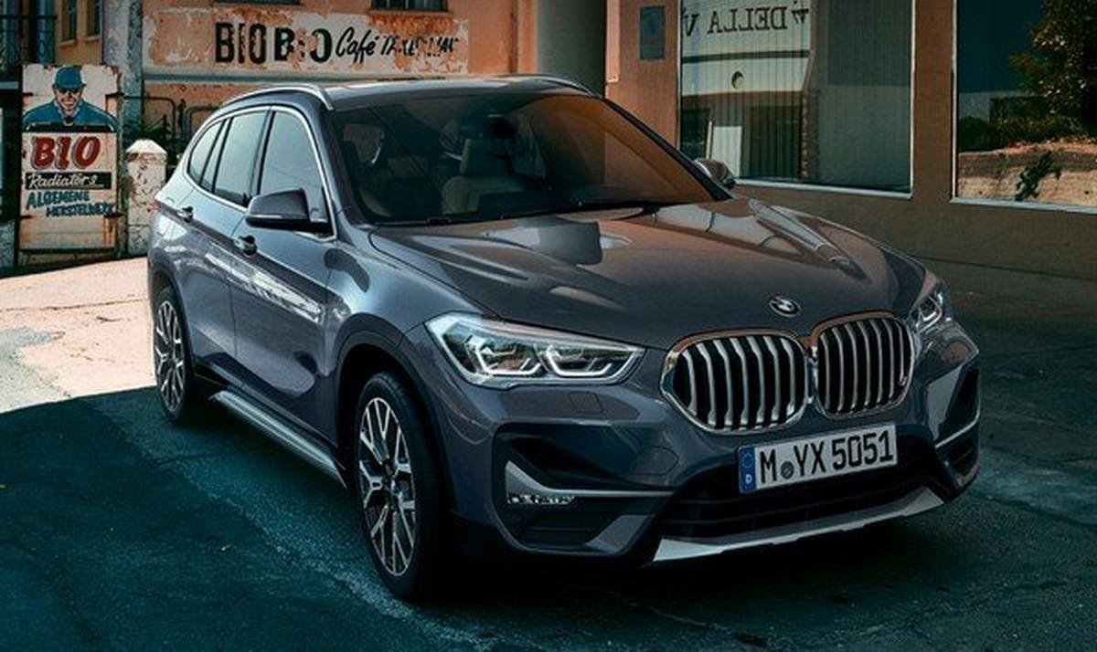 bmw x1 facelift grey colour front angle