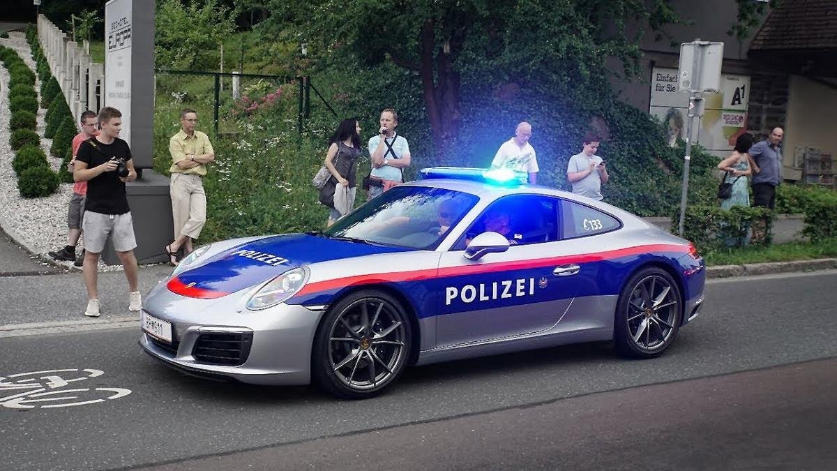 austria Porsche Carrera 911 police car