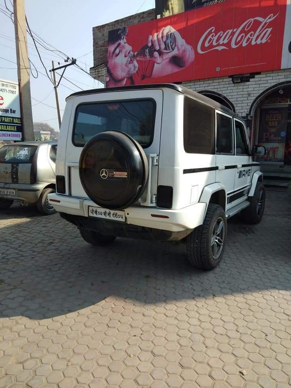 Rear-side-view-of-Tata-Sumo