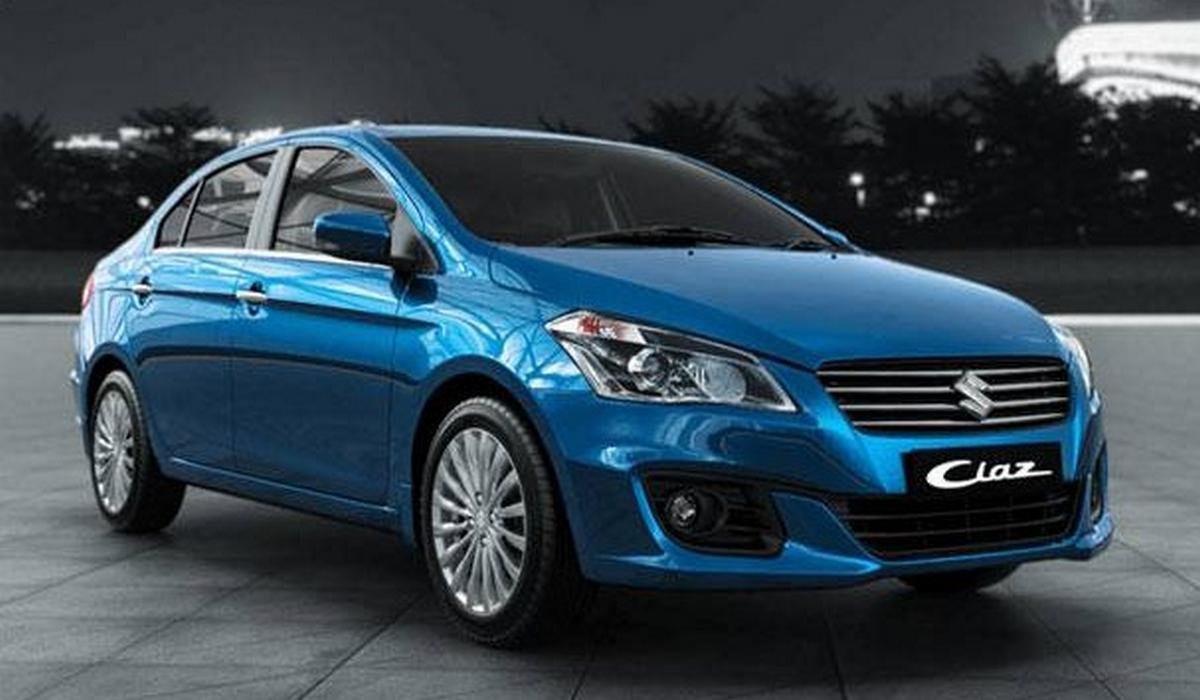 Blue Maruti Suzuki Ciaz front-side view