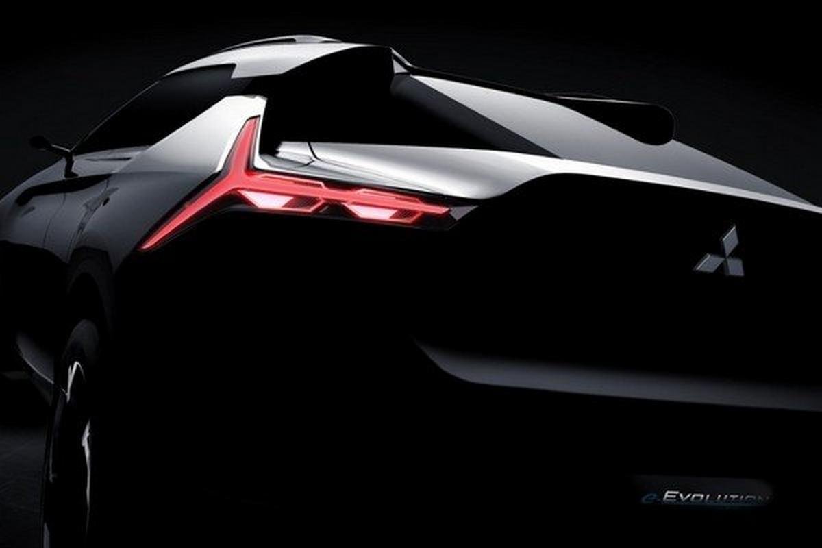 Mitsubishi Engelberg Tourer concept teaser