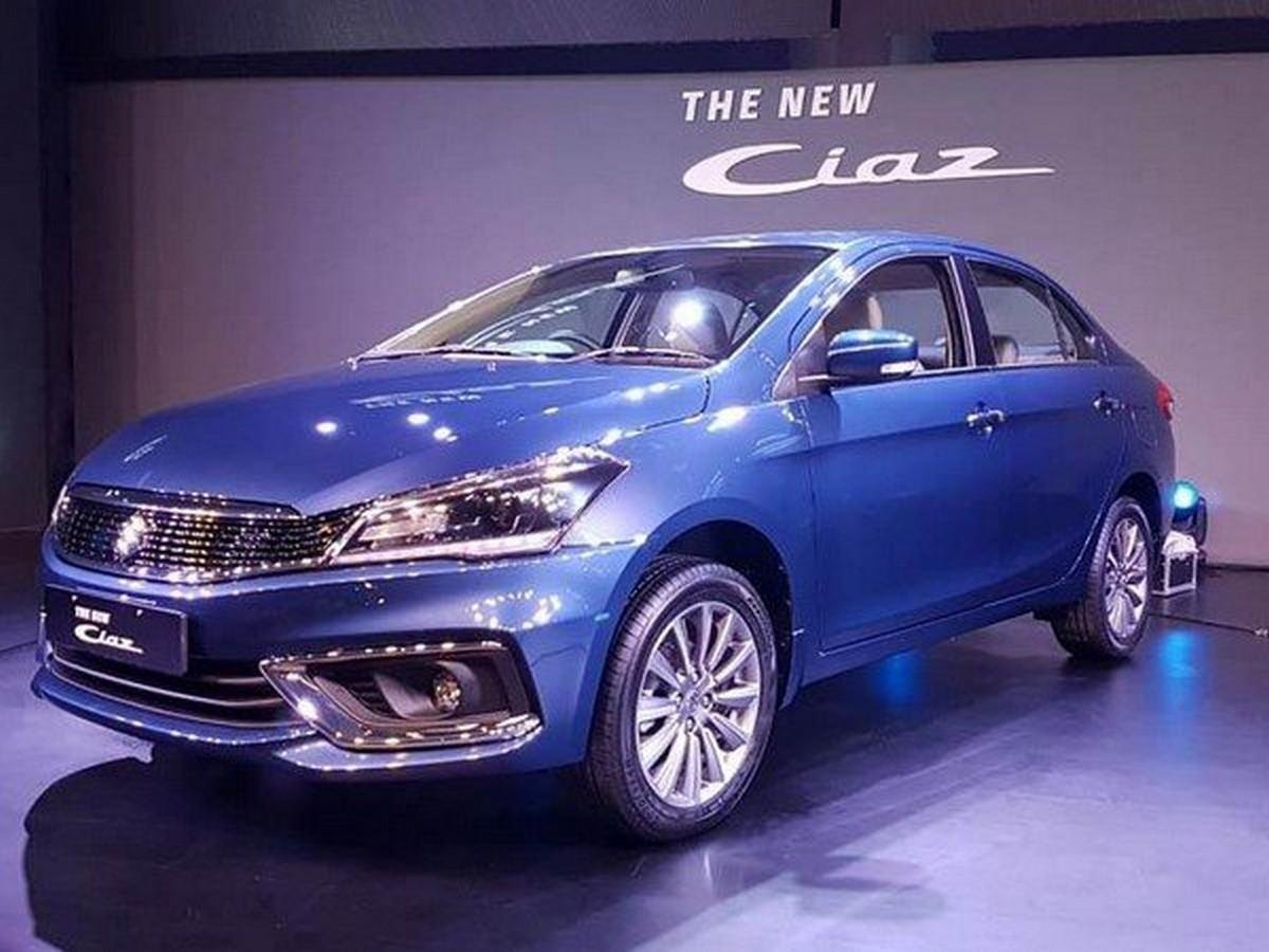 Blue Maruti Suzuki Ciaz big discount