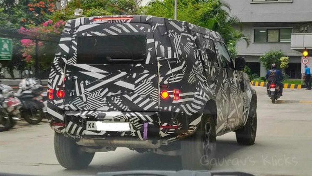 2020 Land Rover Defender Spied Testing in India Once Again