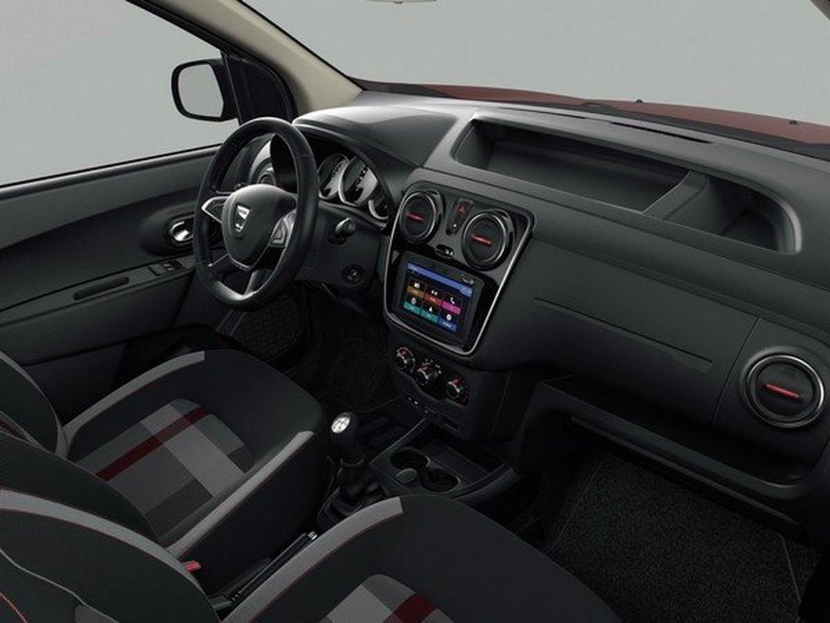 Renault Duster interior