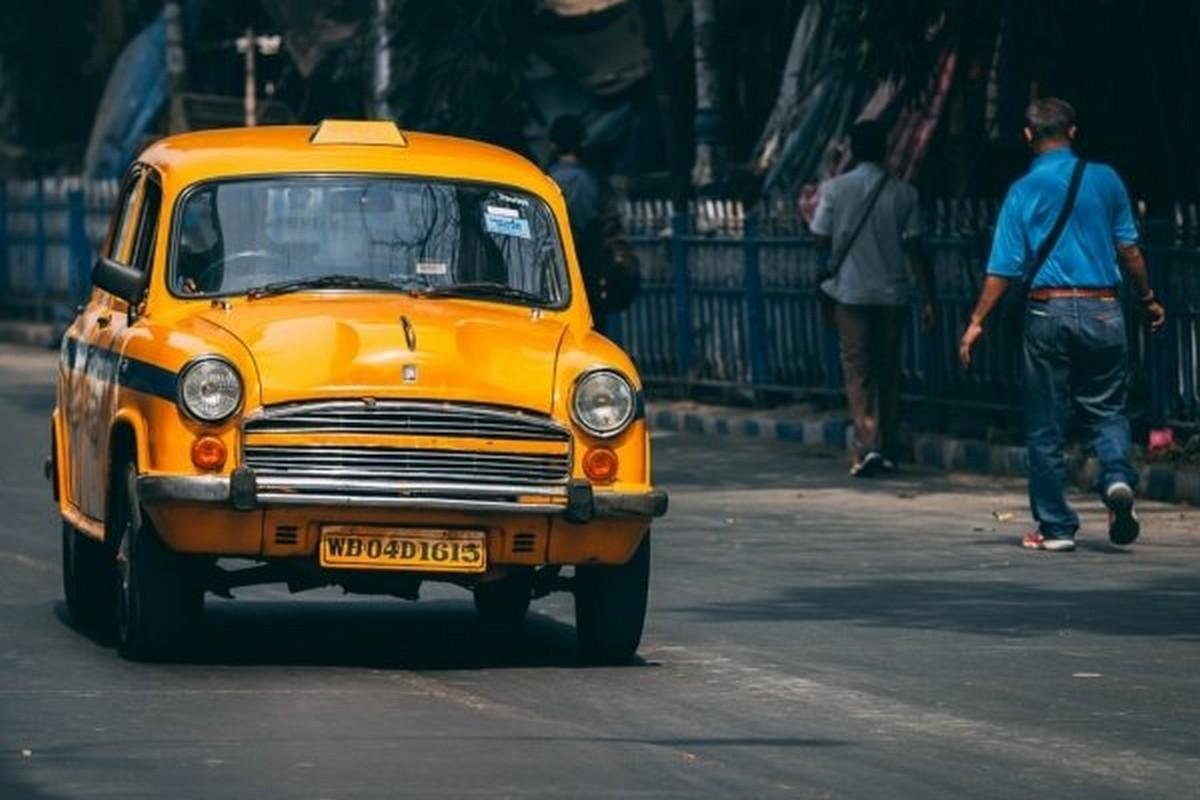 a cab on an Indian road