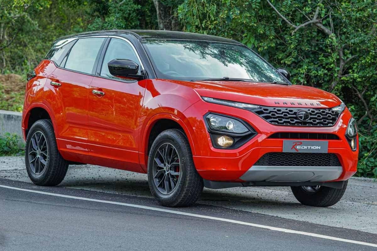Front-side-look-of-Tata-Harrier-R-Edition