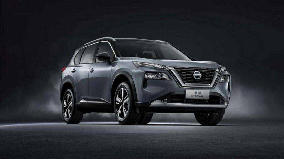 Front-side-fascia-of-Nissan-X-Trail