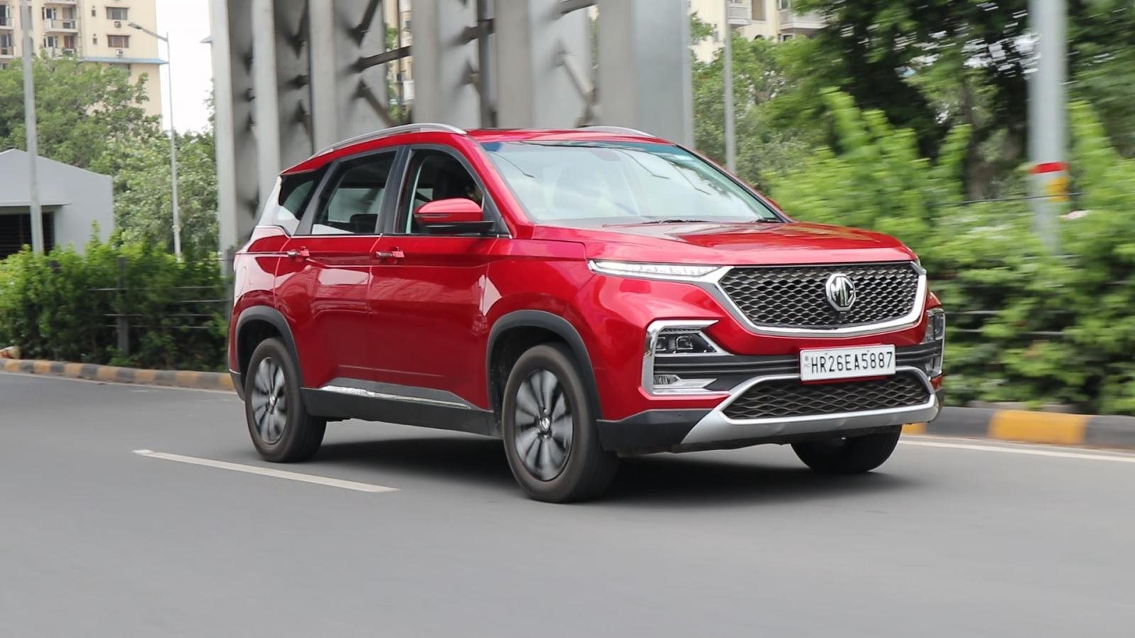MG Hector action