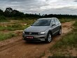 2017 Volkswagen Tiguan silver front angle off-road