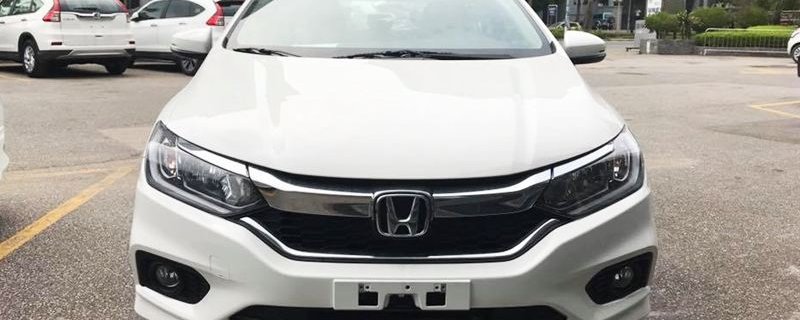 Honda City 2018 Exterior white colour front look