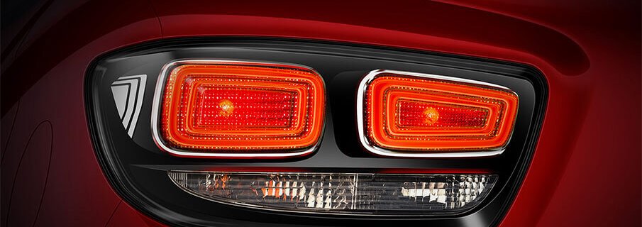 Mahindra KUV100 Exterior rear tail light  red color