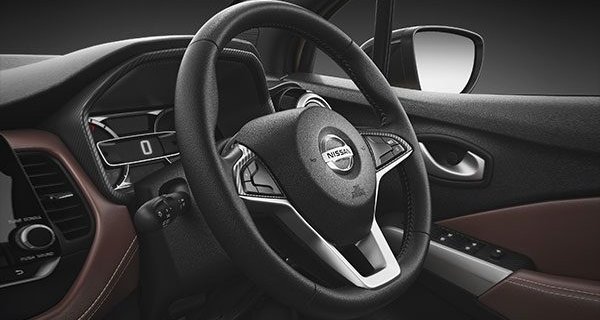 2019 Nissan Kicks steering wheels