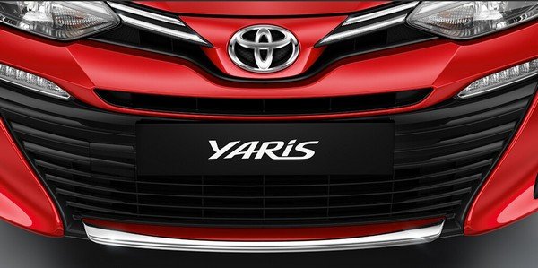 Toyota Yaris red colour front bumper