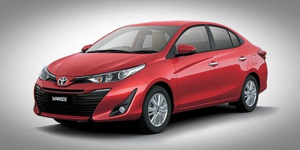 Toyota Yaris 2018 three quater look red colour 