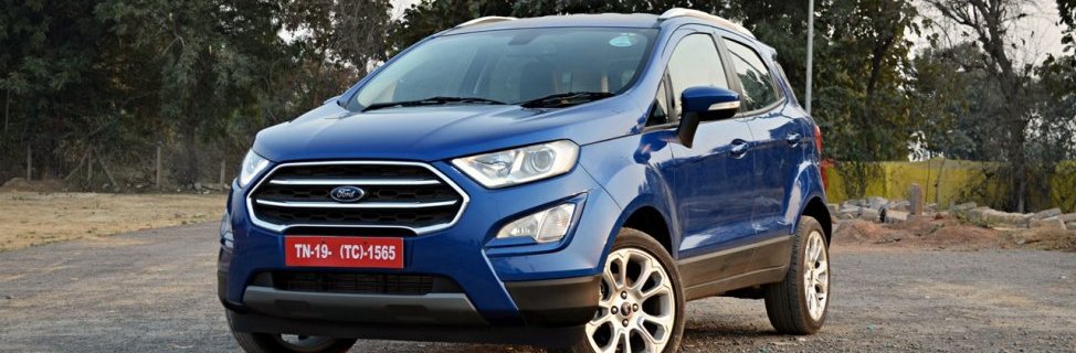 2017 Ford EcoSport petrol AT blue front angle