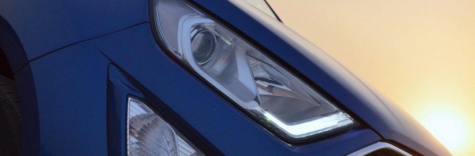 2017 Ford EcoSport petrol AT headlamps