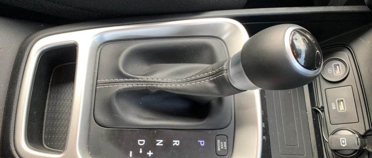 2019 hyundai venue gearshift knob