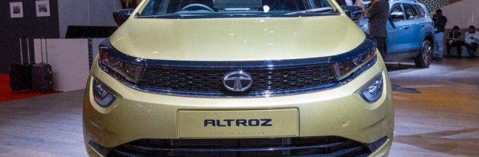 2019 Tata Altroz yellow front