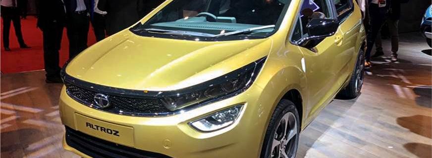2019 Tata Altroz yellow front angle