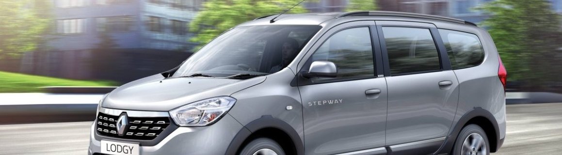 2019 Renault Lodgy silver front angle