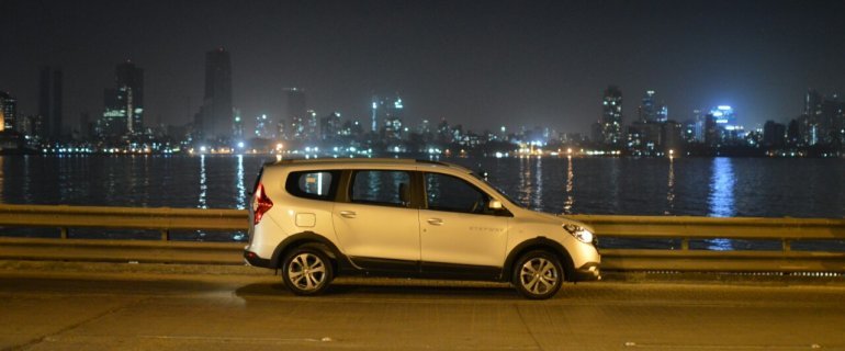 2019 Renault Lodgy side view