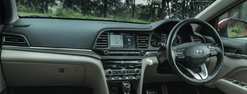 Hyundai elantra cabin dashboard