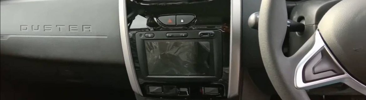 Renault Duster interior dashboard 