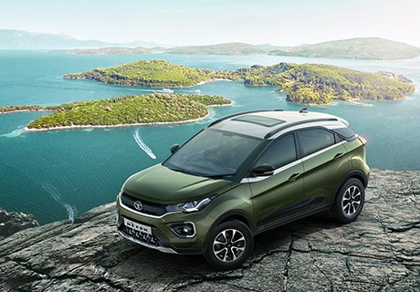 2020 Tata Nexon front three quarters image 2