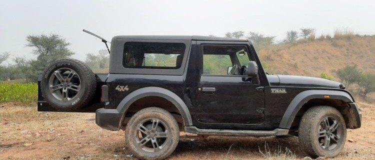 new mahindra thar side angle