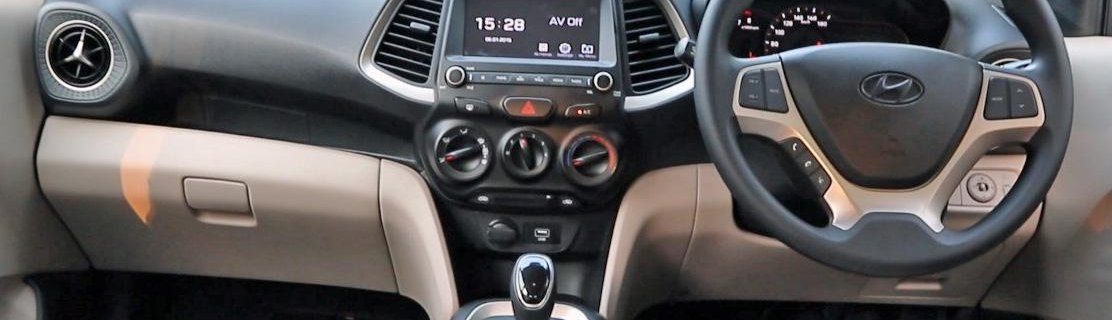 2021 Hyundai Santro interior dashboard
