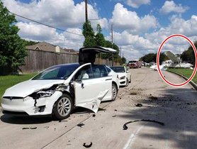 A Plane Crashes into Tesla Model X, Owner Left Unhurt