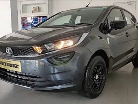 This Tata Altroz 'Dark Edition' is Based on Base Trim